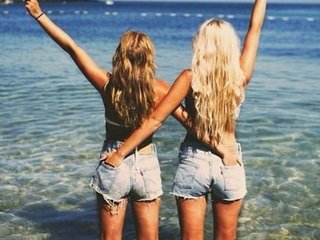 Ερωτική συνομιλία μέσω βίντεο daddysgirls