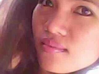 Ερωτική συνομιλία μέσω βίντεο daffodills