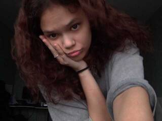 Ερωτική συνομιλία μέσω βίντεο DaisyHottt