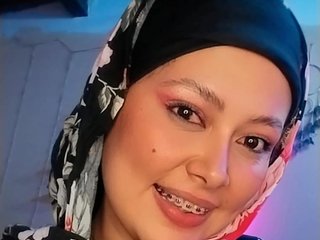 Ερωτική συνομιλία μέσω βίντεο DanaAlabi