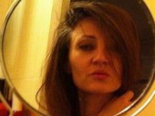 Ερωτική συνομιλία μέσω βίντεο danamillen