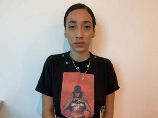 Ερωτική συνομιλία μέσω βίντεο DanieLarson