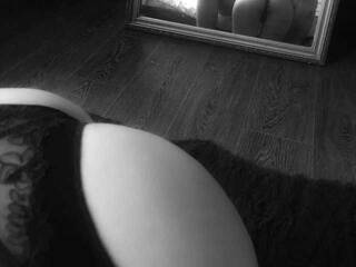 Ερωτική συνομιλία μέσω βίντεο DanikLev3001