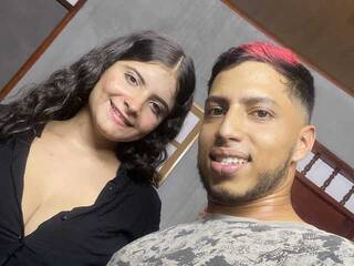 Ερωτική συνομιλία μέσω βίντεο Danna-Leo