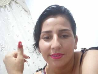 Ερωτική συνομιλία μέσω βίντεο Danielawoo