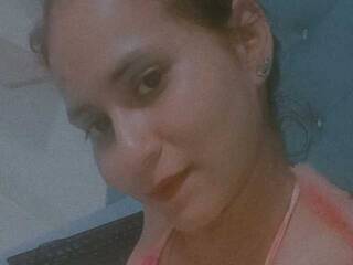 Ερωτική συνομιλία μέσω βίντεο daphnelopez