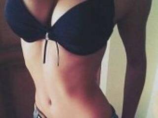 Ερωτική συνομιλία μέσω βίντεο darina1313