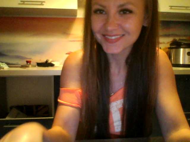 Εκπομπές οθόνης Darinadiamond