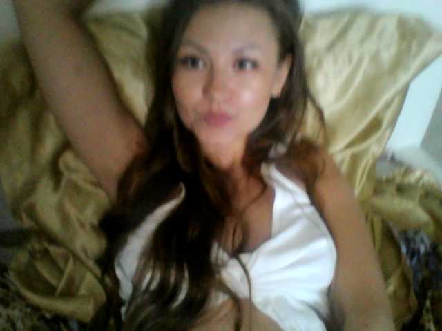 Εκπομπές οθόνης Darinadiamond