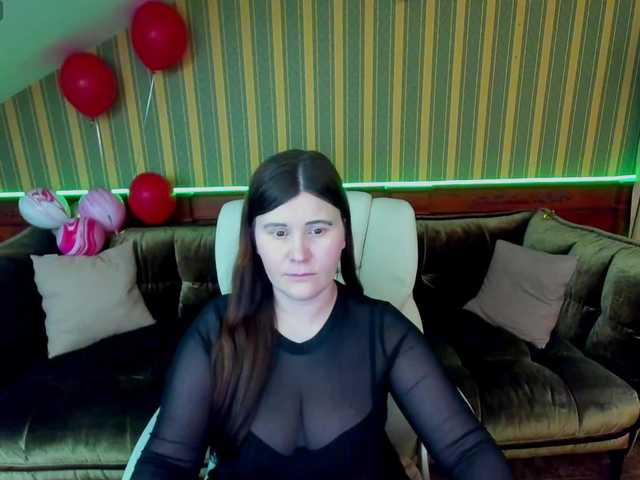 Εκπομπές οθόνης DarinaKarlotta