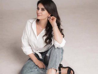 Ερωτική συνομιλία μέσω βίντεο DarinaKarlotta