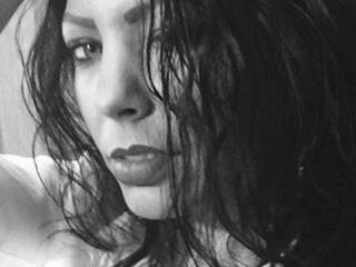 Ερωτική συνομιλία μέσω βίντεο DarkAngello