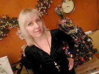 Ερωτική συνομιλία μέσω βίντεο DashaRoland