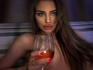 Ερωτική συνομιλία μέσω βίντεο Dashakisaa