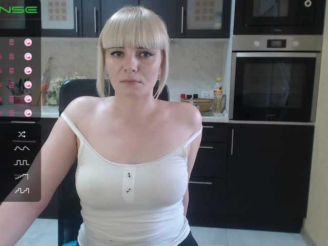 Εκπομπές οθόνης _-Dasha-_