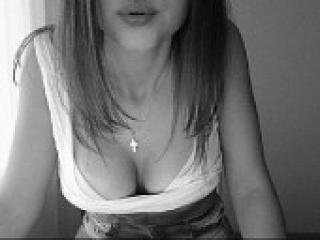 Ερωτική συνομιλία μέσω βίντεο debbiestar
