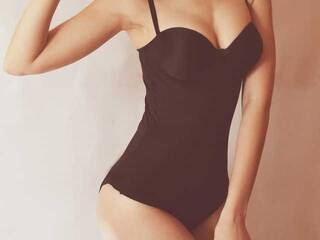 Ερωτική συνομιλία μέσω βίντεο Delicioustitssss