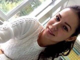 Ερωτική συνομιλία μέσω βίντεο delphinna