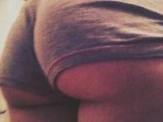 Ερωτική συνομιλία μέσω βίντεο demonitsa