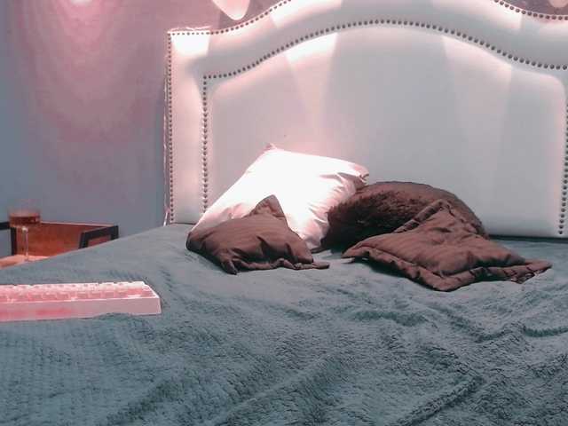 Εκπομπές οθόνης DeviilDoll