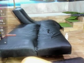 Ερωτική συνομιλία μέσω βίντεο devilangel-3some