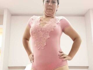 Ερωτική συνομιλία μέσω βίντεο DIana-Catlin