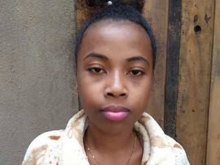 Ερωτική συνομιλία μέσω βίντεο Didianah