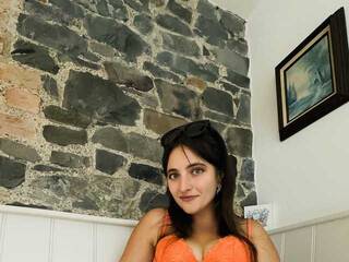 Ερωτική συνομιλία μέσω βίντεο DInaraXRose