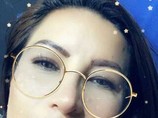 Ερωτική συνομιλία μέσω βίντεο Dinawet