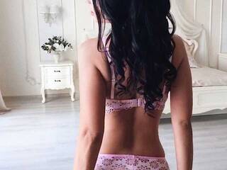 Ερωτική συνομιλία μέσω βίντεο DollyMurphy