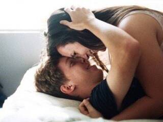 Ερωτική συνομιλία μέσω βίντεο Dop0seX