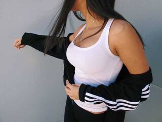 Ερωτική συνομιλία μέσω βίντεο DorothySmile