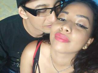 Ερωτική συνομιλία μέσω βίντεο DreamTeachFlame