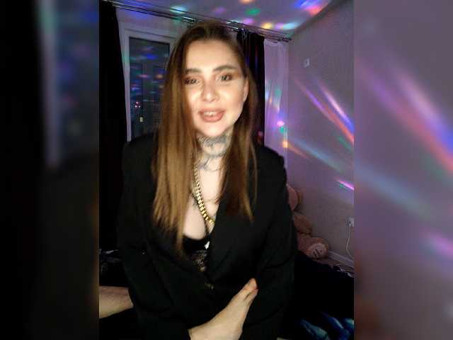 Εκπομπές οθόνης MamacitaStunna
