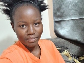 Ερωτική συνομιλία μέσω βίντεο Ebony-babe-reloaded