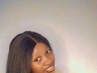 Ερωτική συνομιλία μέσω βίντεο Ebonypetiti