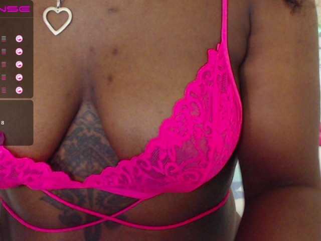Φωτογραφίες ebonyscarlet #Ebony #panties #bounce my #boobs / #Topless / Eat my #ass in PVT show! squirt show at goal!! 500tk
