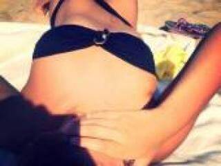 Ερωτική συνομιλία μέσω βίντεο eelenaa