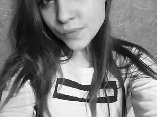 Ερωτική συνομιλία μέσω βίντεο EleanorEustacia