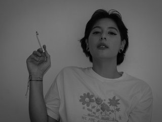 Ερωτική συνομιλία μέσω βίντεο Electrajunes