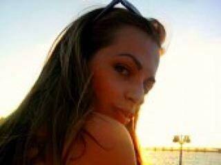 Ερωτική συνομιλία μέσω βίντεο elenage