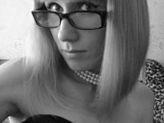 Ερωτική συνομιλία μέσω βίντεο elenanow