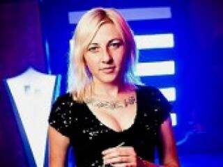 Ερωτική συνομιλία μέσω βίντεο elinka20