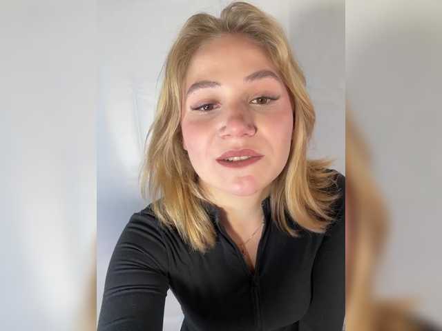 Εκπομπές οθόνης alicelaff