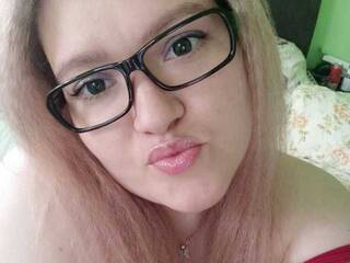 Ερωτική συνομιλία μέσω βίντεο Ellaryy