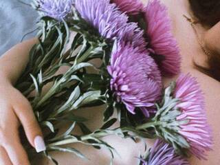 Ερωτική συνομιλία μέσω βίντεο Ellie99