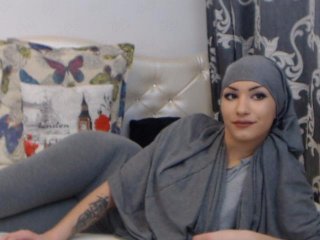 Φωτογραφίες ElyshaArabian ohmibod on; 75 tks flash boobies; 100 tks flash face; 110 tks flash ass; 130 tks flash pussy; 200 tks flash hair; 1000 tks striptease :*