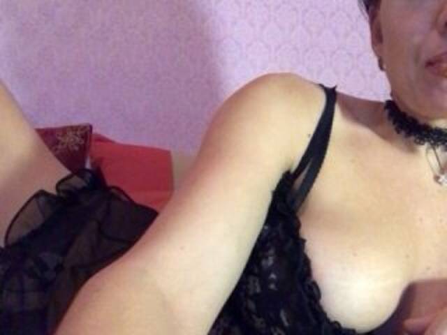 Εκπομπές οθόνης ElyaElya