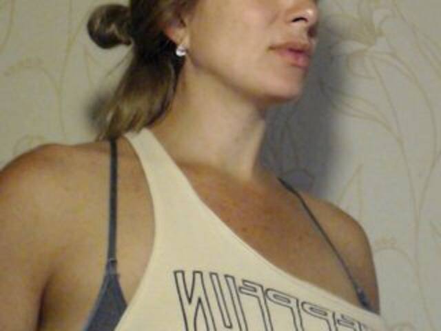 Εκπομπές οθόνης ElyaElya