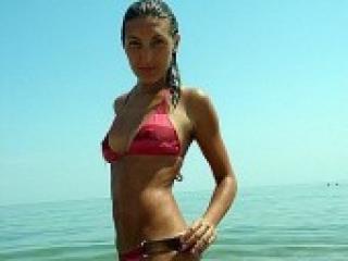 Ερωτική συνομιλία μέσω βίντεο emiliyahun